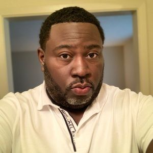 Meet your Posher, Derrick